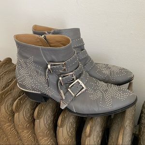 CHLOÉ Susanna Boots Grey
